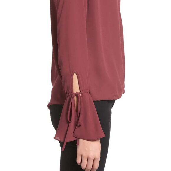 Trouve Surplice Tie Sleeve Top - Picture 9 of 10